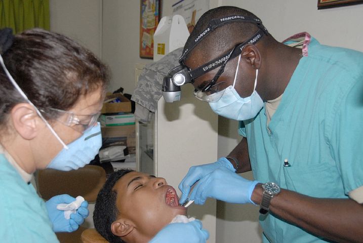 Patient getting a wisdom teeth removal procedure in Hawkesbury